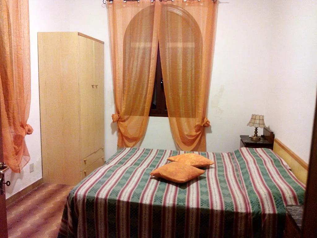 מלון ברוקולי Casa Vacanze Baia Del Gambero בית נופש