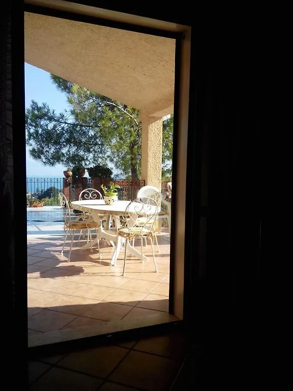 מלון ברוקולי Casa Vacanze Baia Del Gambero