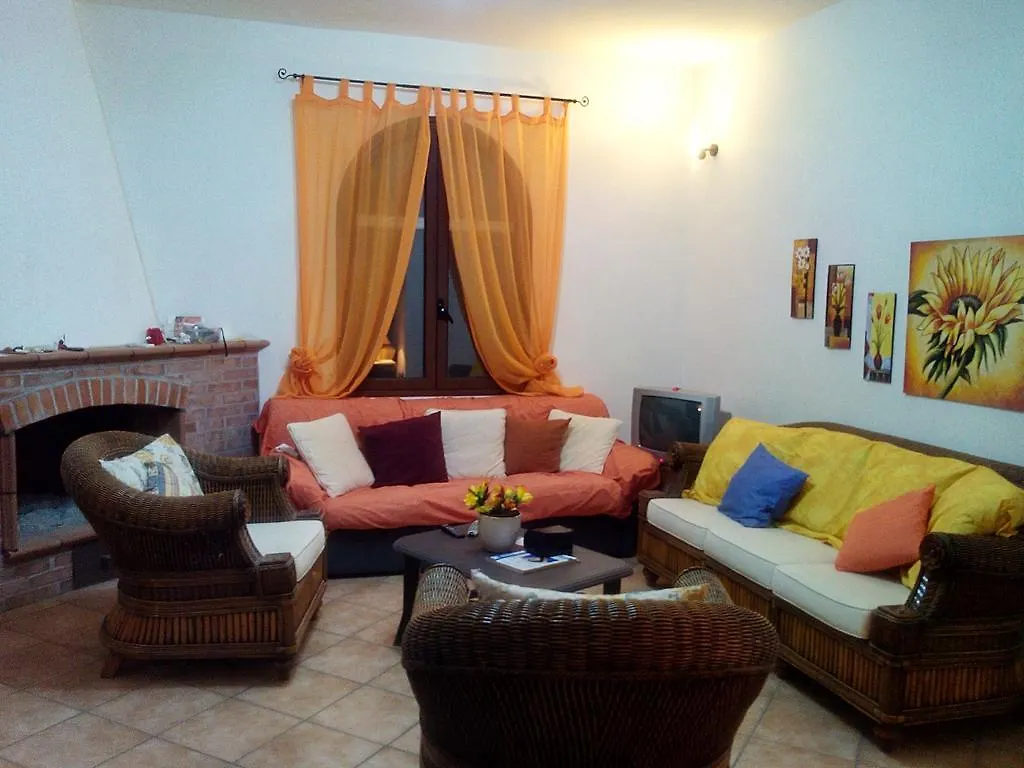 בית נופש מלון ברוקולי Casa Vacanze Baia Del Gambero איטליה